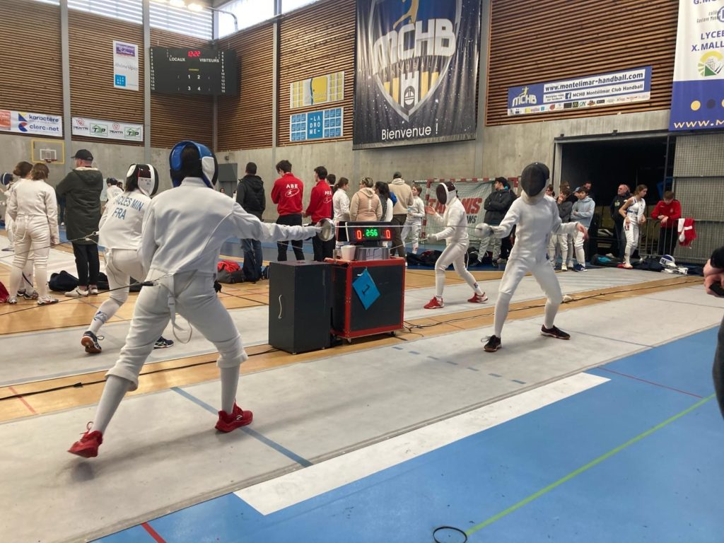 Maurine représente l'UESA D'IVRY à Montélimar